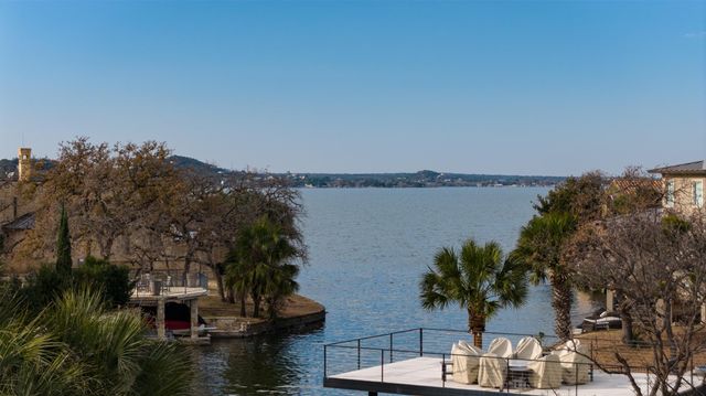 67 Applehead Island DR, Horseshoe Bay, TX 78657