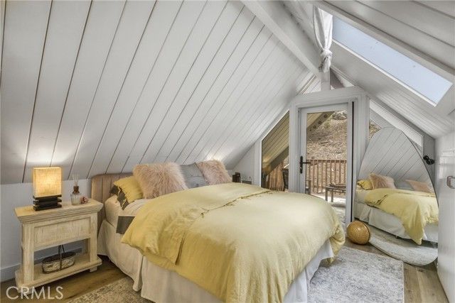 875 Brentwood Drive, Lake Arrowhead, CA 92352