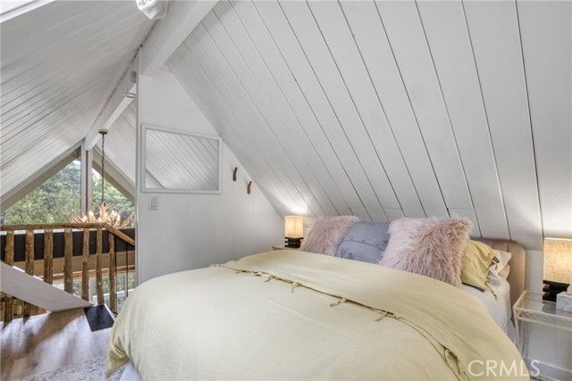 875 Brentwood Drive, Lake Arrowhead, CA 92352