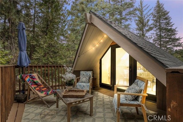 875 Brentwood Drive, Lake Arrowhead, CA 92352