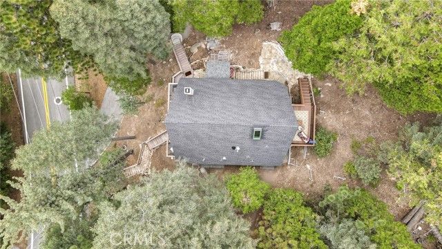875 Brentwood Drive, Lake Arrowhead, CA 92352