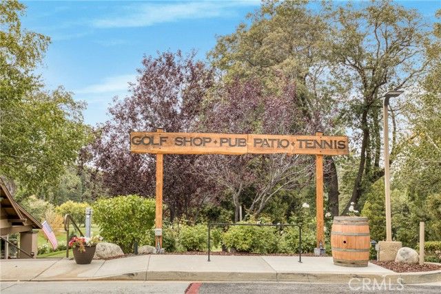 875 Brentwood Drive, Lake Arrowhead, CA 92352