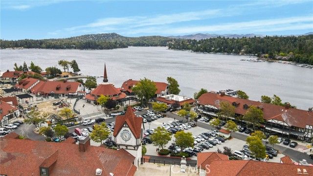 875 Brentwood Drive, Lake Arrowhead, CA 92352
