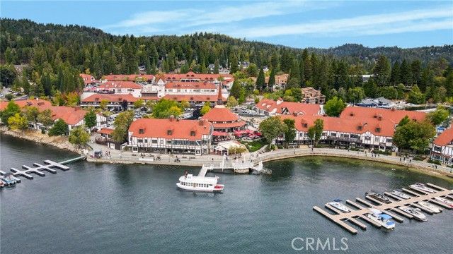 875 Brentwood Drive, Lake Arrowhead, CA 92352