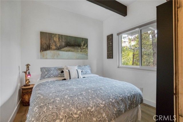 875 Brentwood Drive, Lake Arrowhead, CA 92352