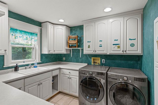 704 SANDY PINES COURT, Redgranite, WI 54970