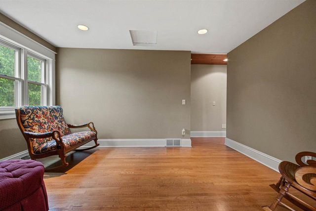 704 SANDY PINES COURT, Redgranite, WI 54970
