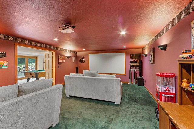 704 SANDY PINES COURT, Redgranite, WI 54970