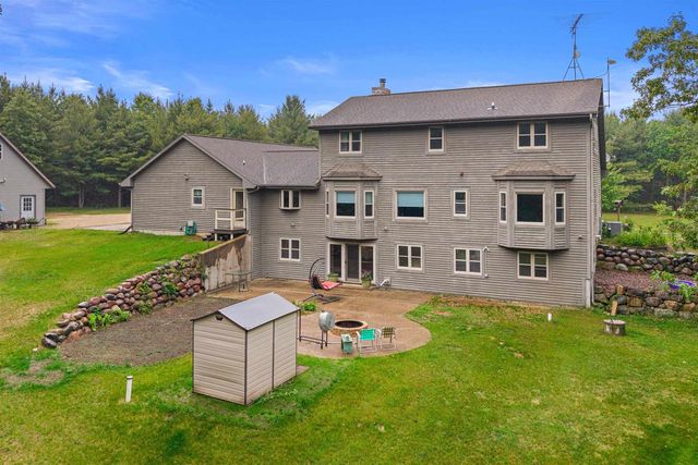 704 SANDY PINES COURT, Redgranite, WI 54970