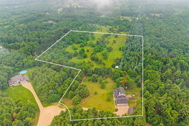 704 SANDY PINES COURT, Redgranite, WI 54970