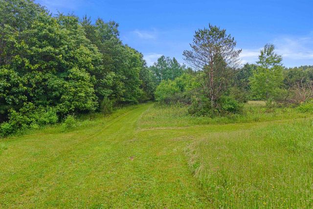704 SANDY PINES COURT, Redgranite, WI 54970