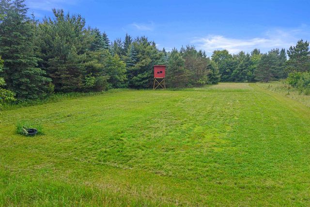 704 SANDY PINES COURT, Redgranite, WI 54970