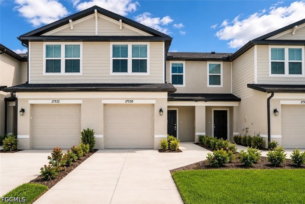 17530 Paradiso WAY, North Fort Myers, FL 33917