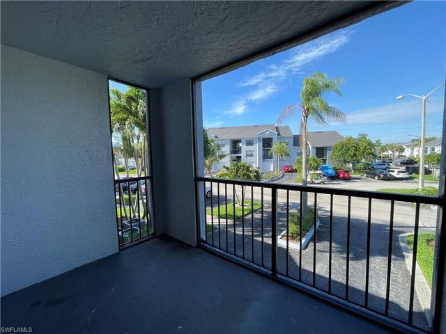 13555 Eagle Ridge DR 925, Fort Myers, FL 33912