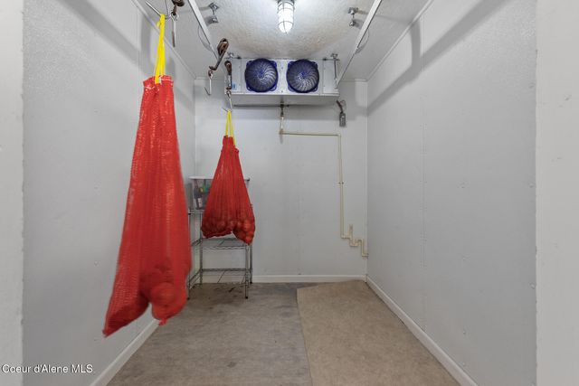 828 W Fork Eagle Creek Rd, Wallace, ID 83873