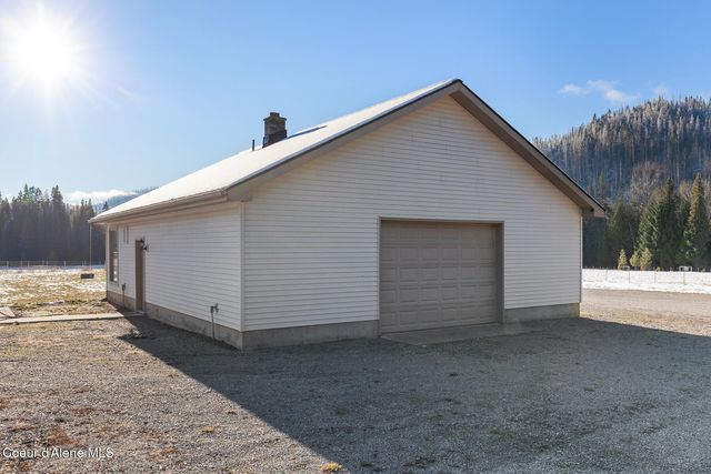 828 W Fork Eagle Creek Rd, Wallace, ID 83873