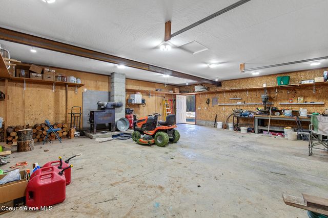 828 W Fork Eagle Creek Rd, Wallace, ID 83873