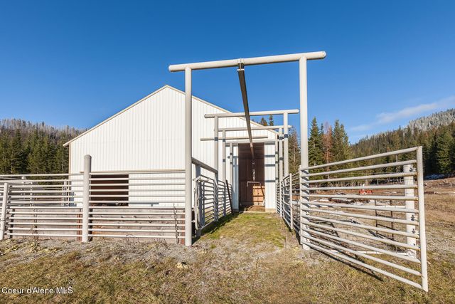 828 W Fork Eagle Creek Rd, Wallace, ID 83873