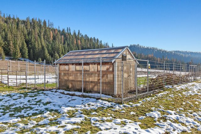 828 W Fork Eagle Creek Rd, Wallace, ID 83873