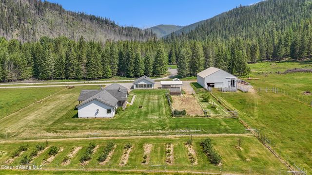 828 W Fork Eagle Creek Rd, Wallace, ID 83873