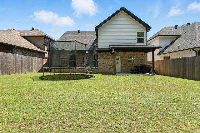 1104 Grand Teton Drive, Benton, AR 72019