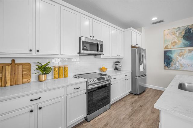9524 PATRICIAN DRIVE, New Port Richey, FL 34655