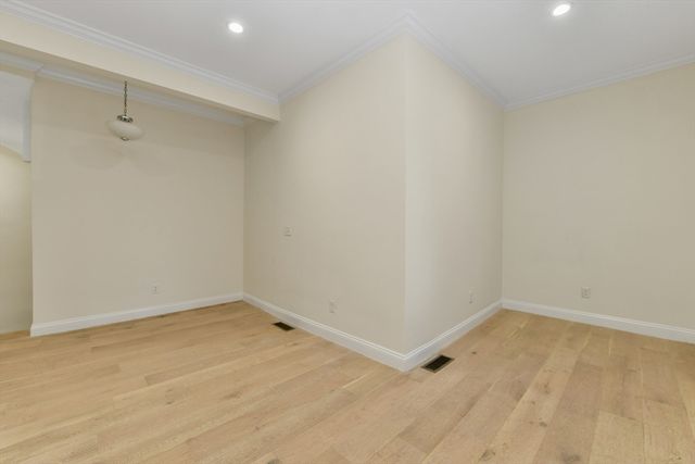 111 Maverick Street U1, Boston, MA 02128
