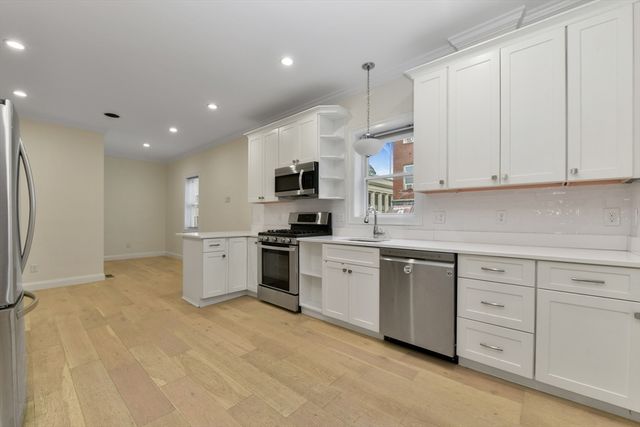 111 Maverick Street U1, Boston, MA 02128