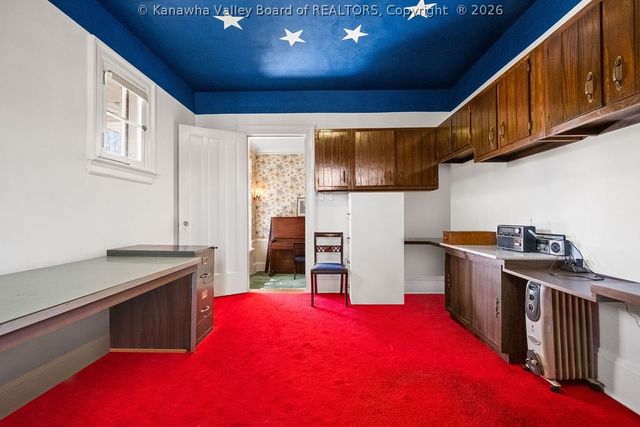 853 Edgewood Drive, Charleston, WV 25302