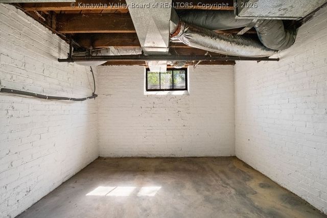 853 Edgewood Drive, Charleston, WV 25302