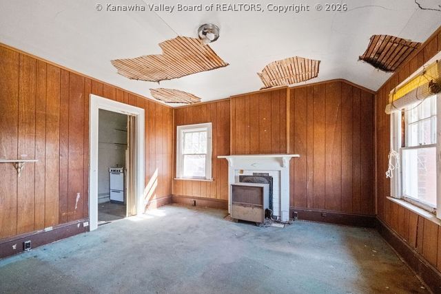 853 Edgewood Drive, Charleston, WV 25302