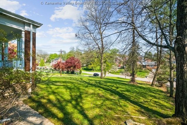 853 Edgewood Drive, Charleston, WV 25302