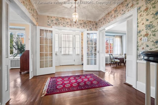 853 Edgewood Drive, Charleston, WV 25302