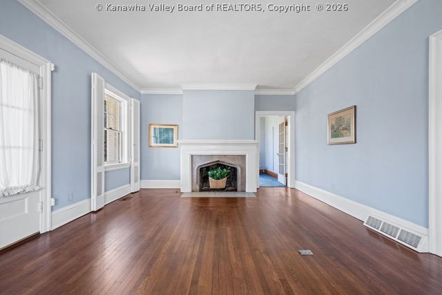 853 Edgewood Drive, Charleston, WV 25302