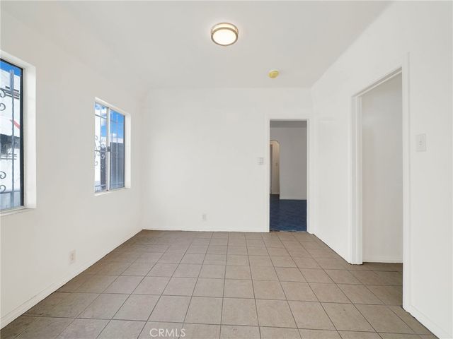 1207 E 76th, Los Angeles, CA 90001