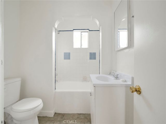 1207 E 76th, Los Angeles, CA 90001