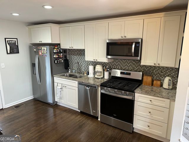 2573 Crestdale Circle SE, Atlanta, GA 30316