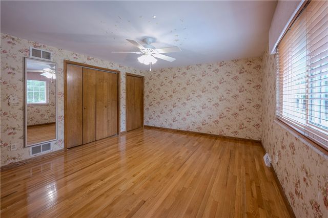 241 Laurel Dr, City Of Greensburg, PA 15601