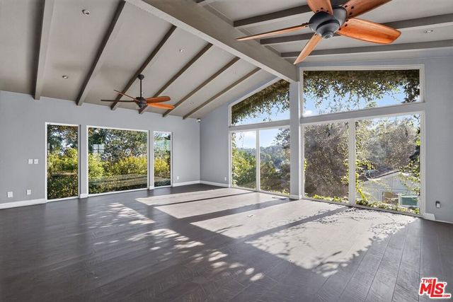 8207 Mulholland Drive, Los Angeles, CA 90046