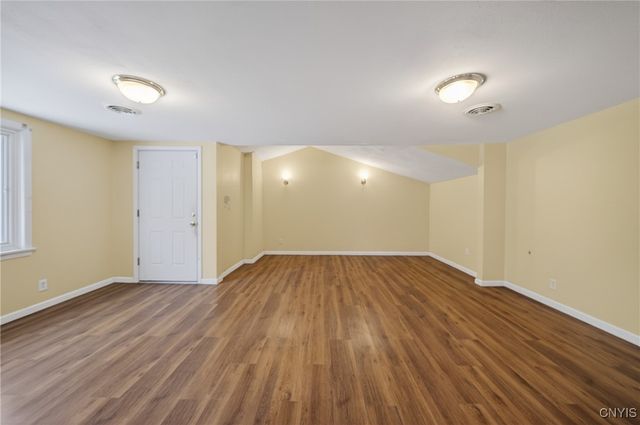 201 Weymouth Road, Syracuse, NY 13205