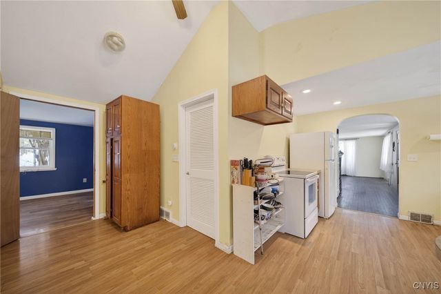 201 Weymouth Road, Syracuse, NY 13205