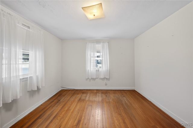 201 Weymouth Road, Syracuse, NY 13205