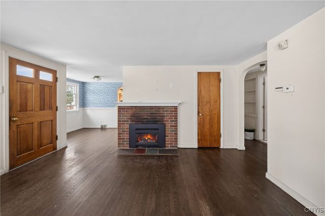 201 Weymouth Road, Syracuse, NY 13205