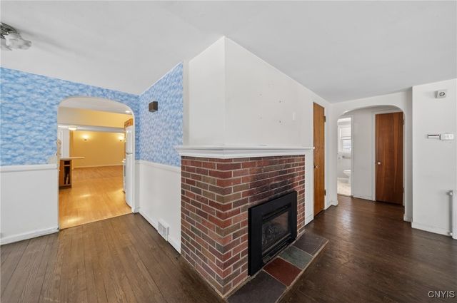 201 Weymouth Road, Syracuse, NY 13205