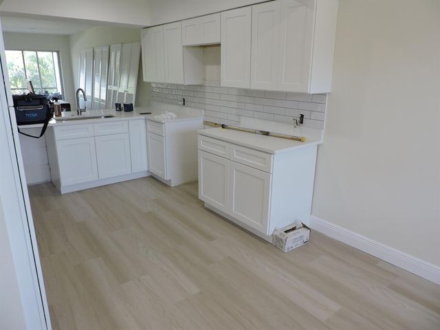 3111 Gardens E Drive 25, Palm Beach Gardens, FL 33410