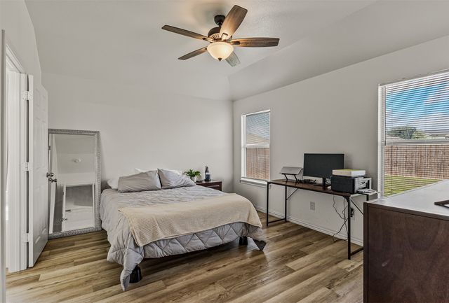 308 Long Prairie Drive, Forney, TX 75126