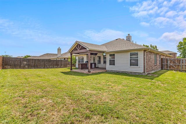 308 Long Prairie Drive, Forney, TX 75126