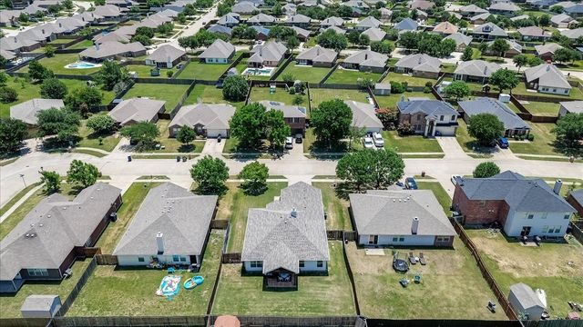 308 Long Prairie Drive, Forney, TX 75126