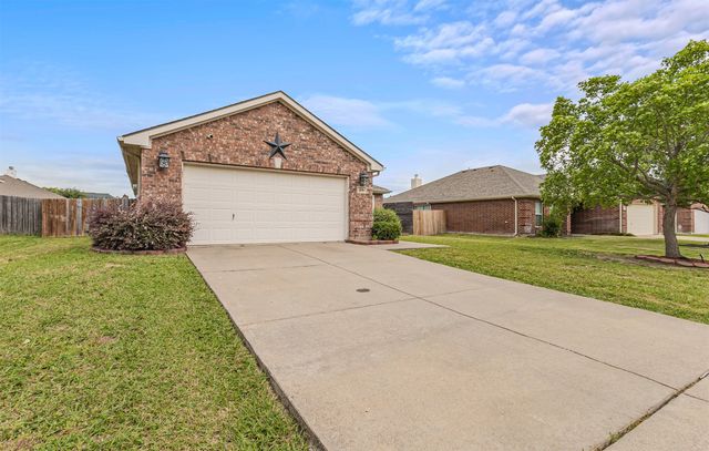 308 Long Prairie Drive, Forney, TX 75126