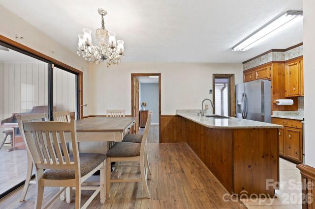 40 Country Bear Lane, Flat Rock, NC 28731